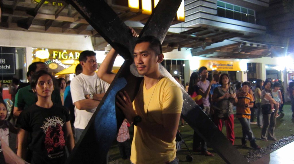 Experiencing the Cross